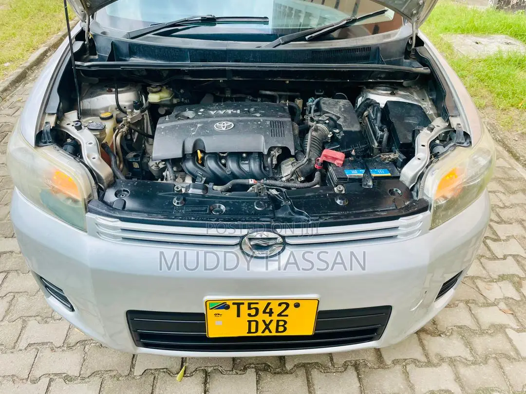 Toyota Corolla Rumion 2008 Silver