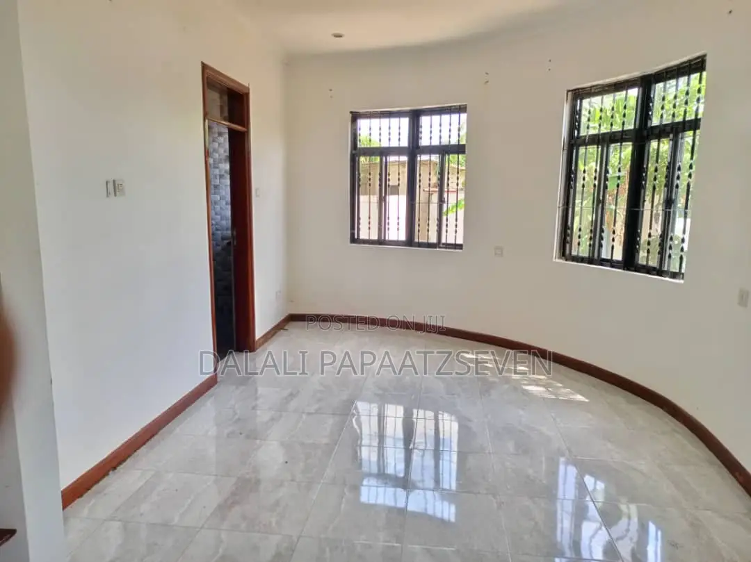 2bdrm Apartment in Dalalipapaatzseven, Kinondoni for rent