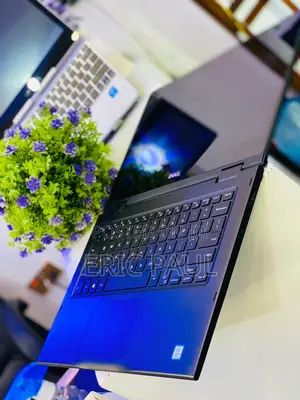 Laptop Dell Latitude 3390 8GB Intel Core I3 SSD 256GB