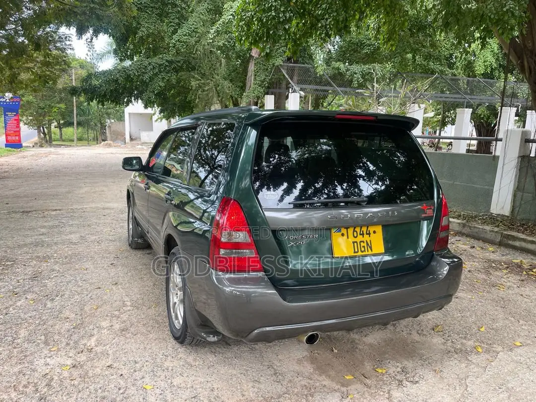 Subaru Forester 2005 Green