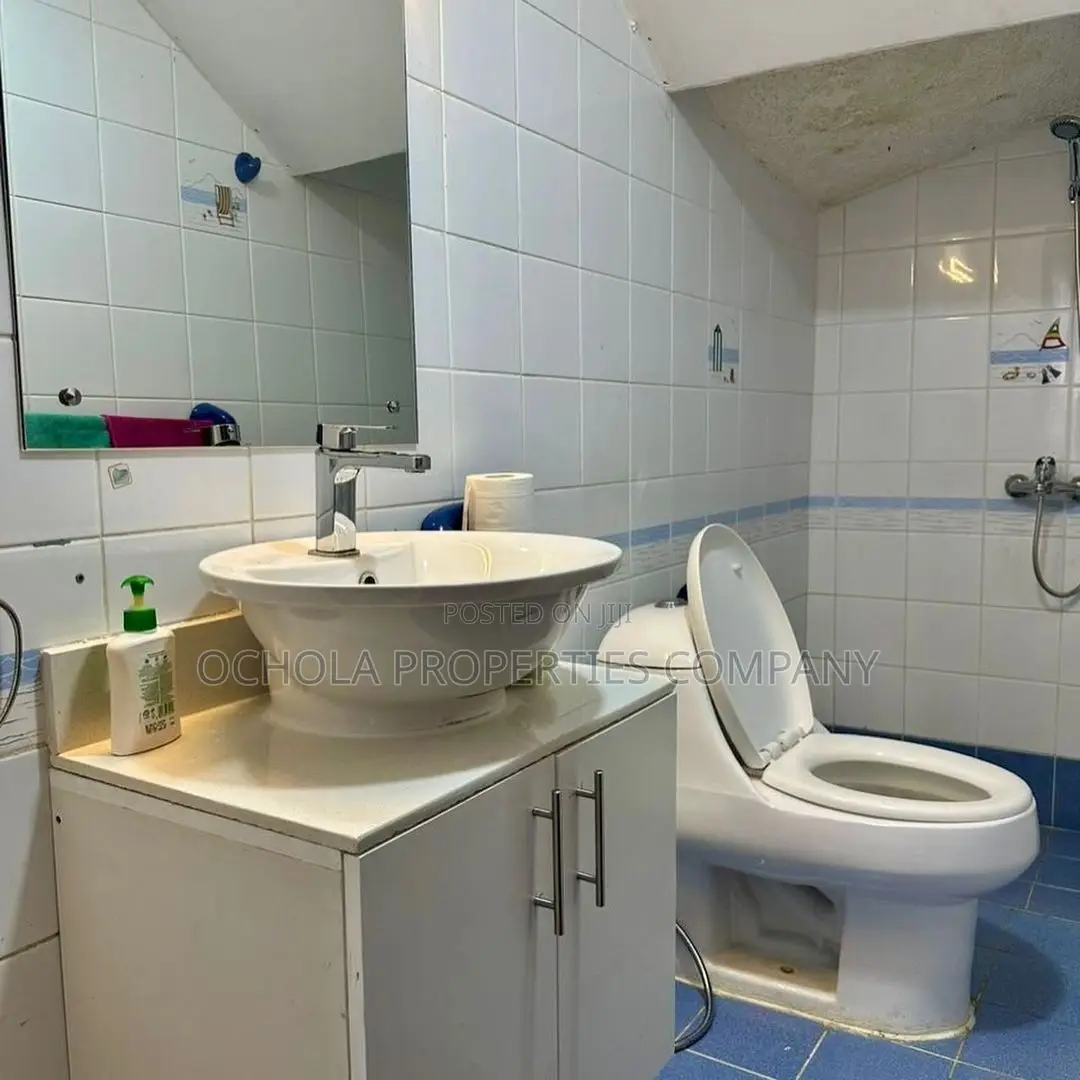 Furnished 4bdrm Villa in Masaki for rent