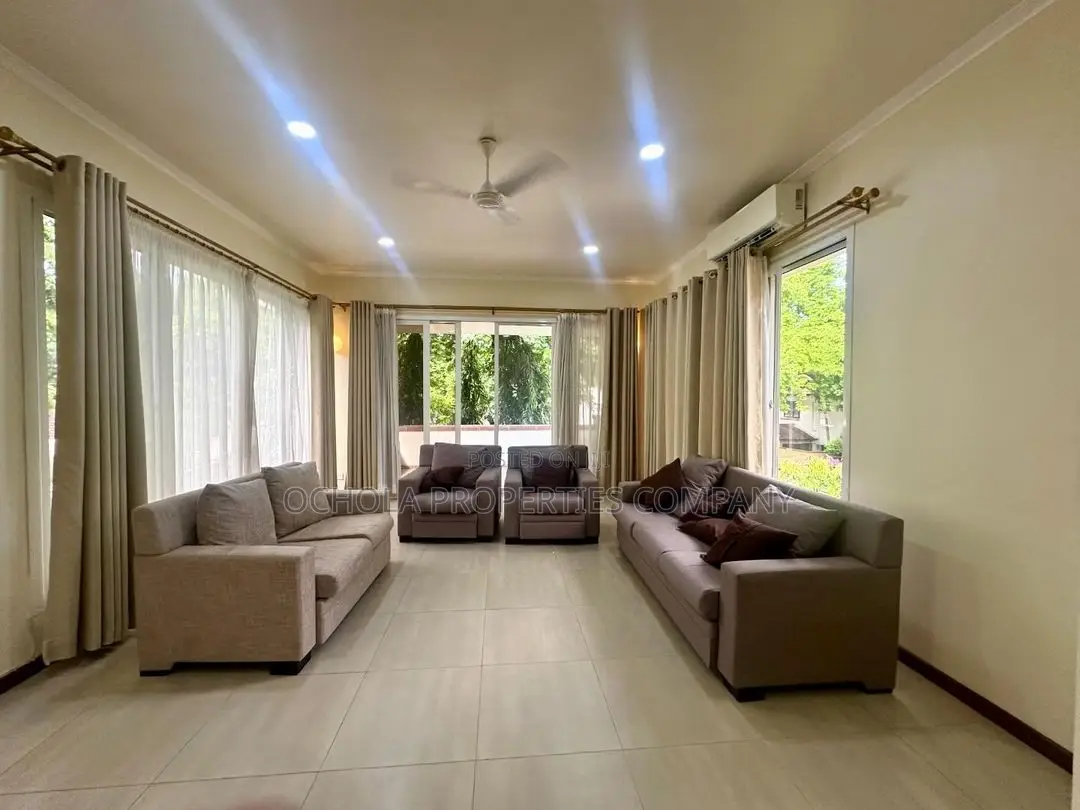 Furnished 4bdrm Villa in Masaki for rent