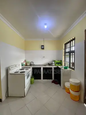 3bdrm House in Dalalipapaatzseven, Bunju for rent