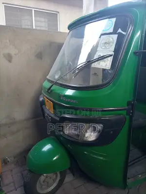 TVS Apache 160 4V 2021 Green