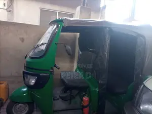 TVS Apache 160 4V 2021 Green