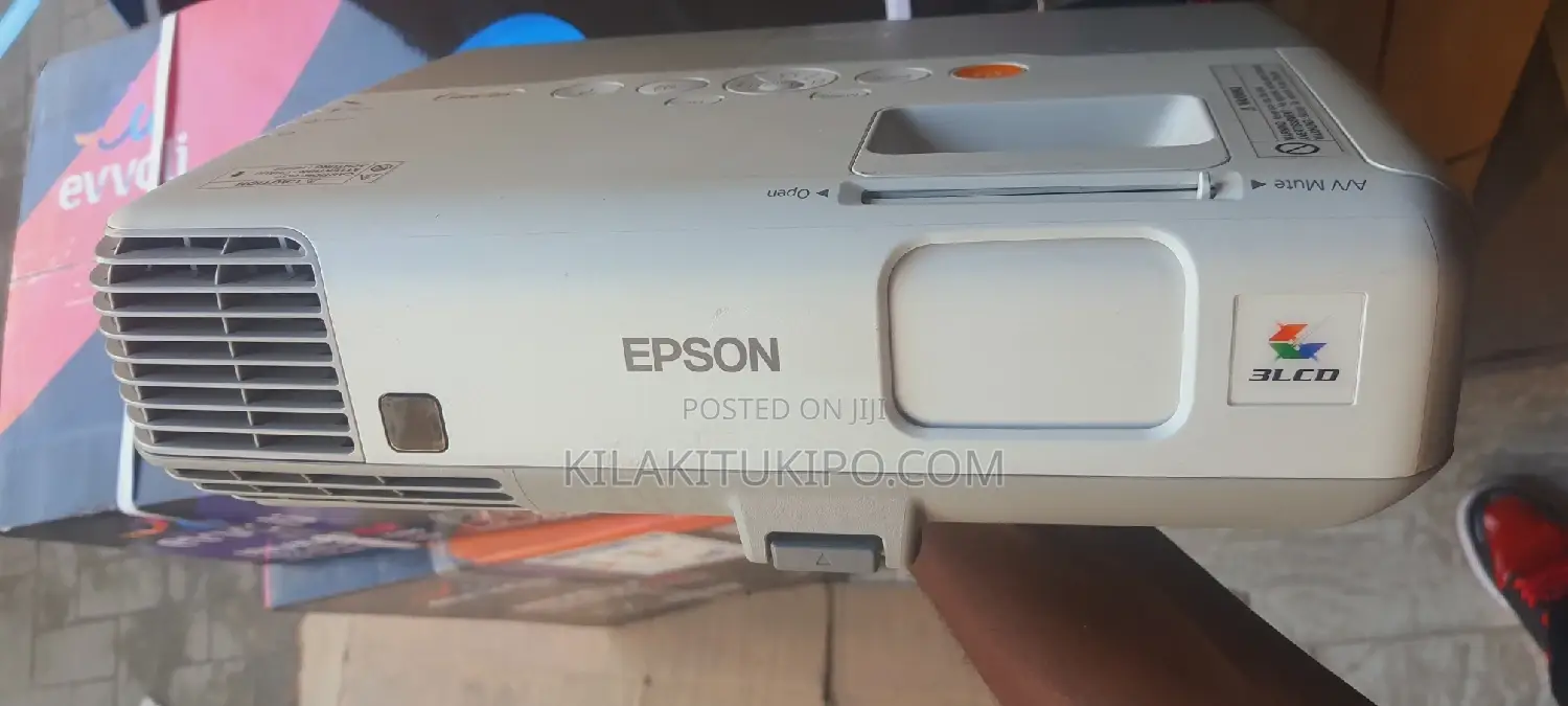 EPSON Projector Eb-93h