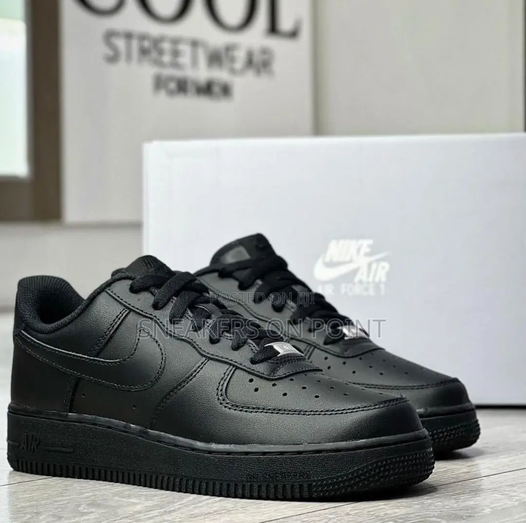 Nike Air Force One (1)