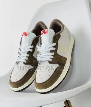 Brand; Nike Sb Low
