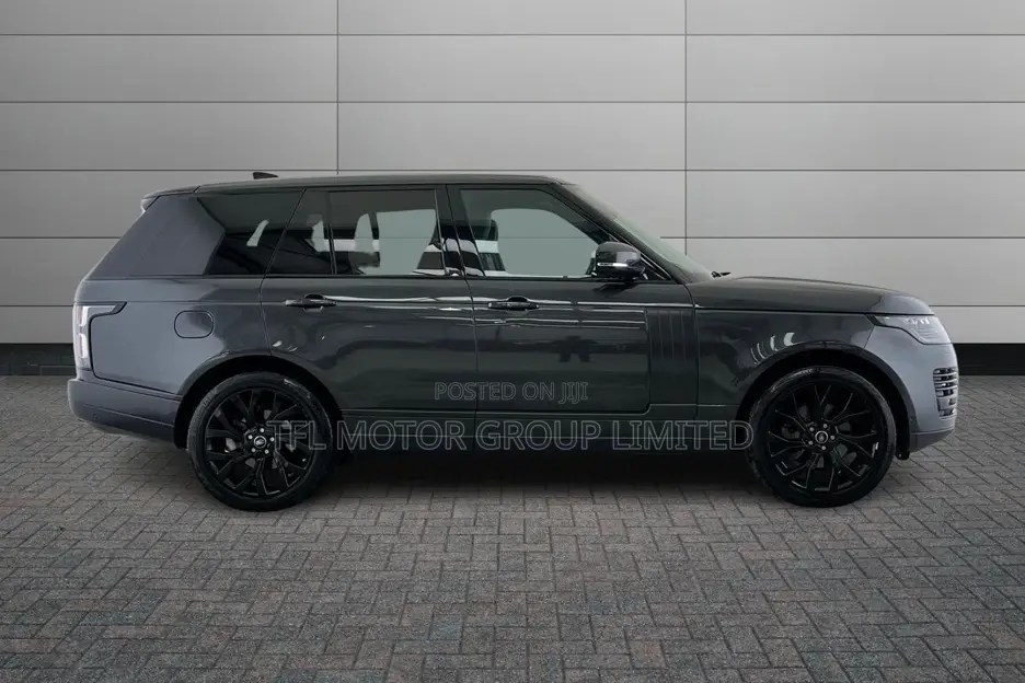 Land Rover Range Rover Vogue 2018 Blue
