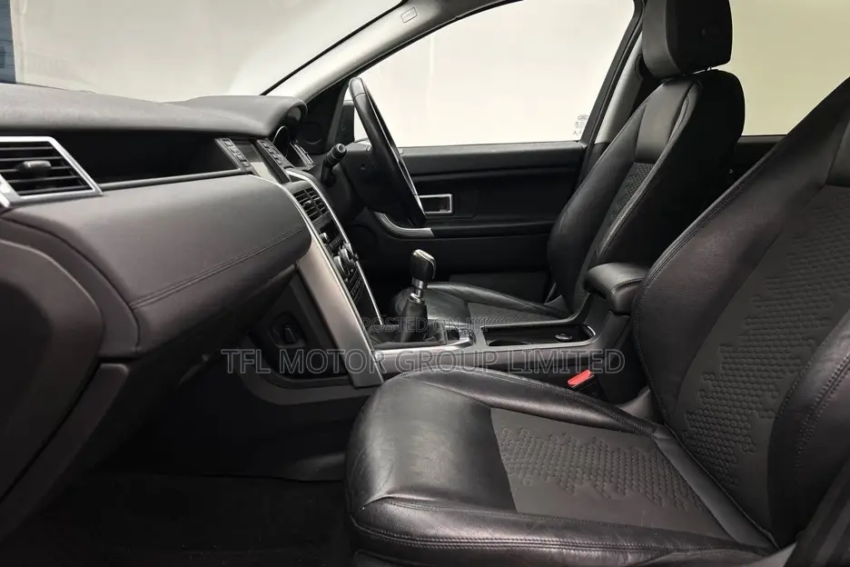 Land Rover Discovery Sport 2018 Black
