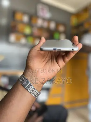 Apple iPhone 6 Plus 64 GB Silver