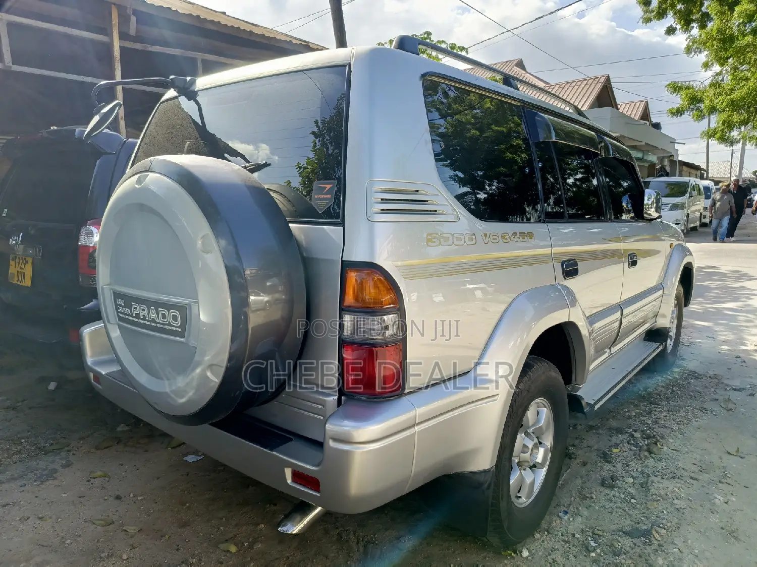 Toyota Land Cruiser 2005 Silver