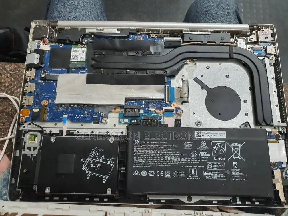 Fundi Wakutengeneza Computer Aina Zote