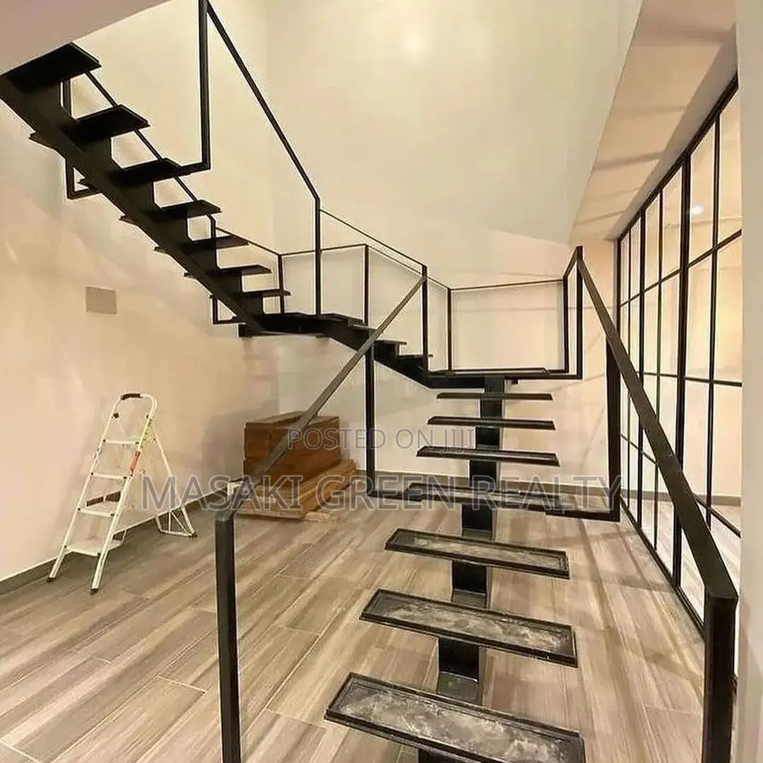 4bdrm Mansion in Mbweni, Kinondoni for sale