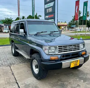 Toyota Land Cruiser Prado 2000 Gray