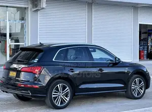 Audi Q5 2017 Black