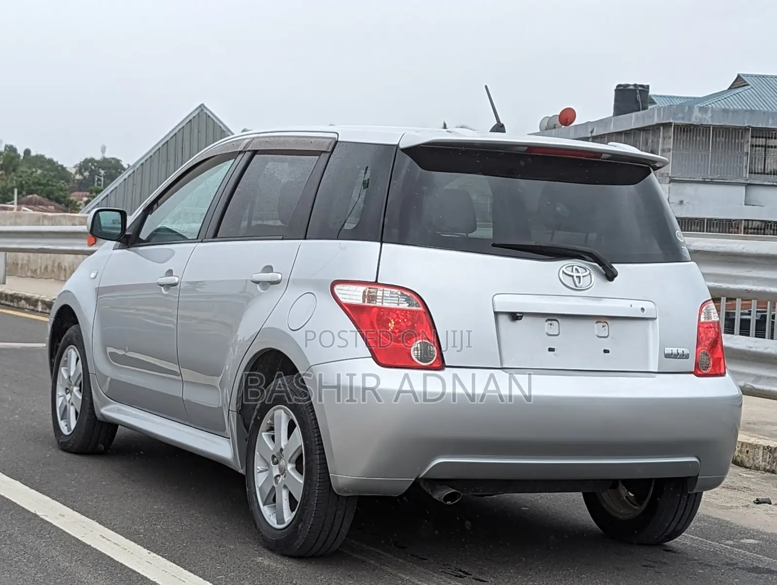 Toyota IST 2006 Silver