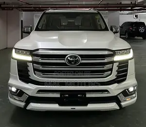 Toyota Land Cruiser 3.3 DT 2022 White