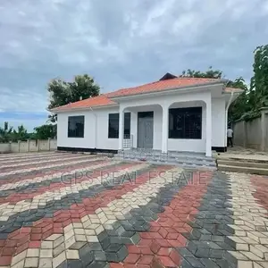 3bdrm House in Madale, Kinondoni for sale