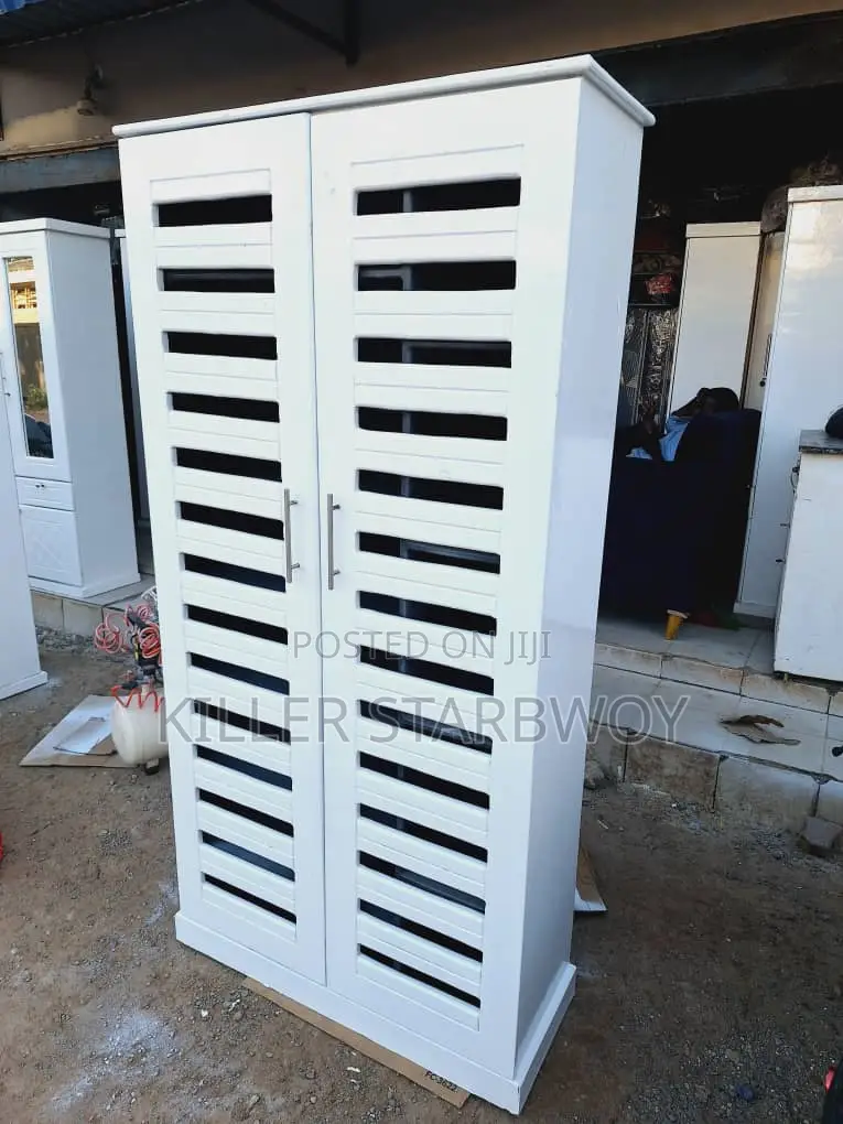 Show Rack Used
