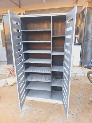 Show Rack Used