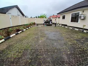 3bdrm House in Mbezi Beach, Kinondoni for sale