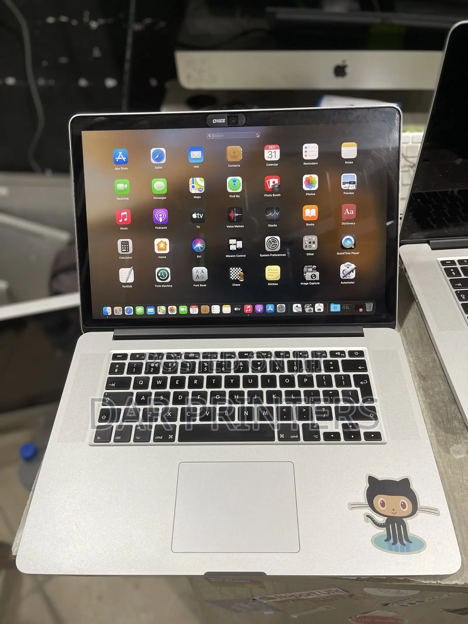 Laptop Apple MacBook Pro 2015 16GB Intel Core I7 SSD 256GB