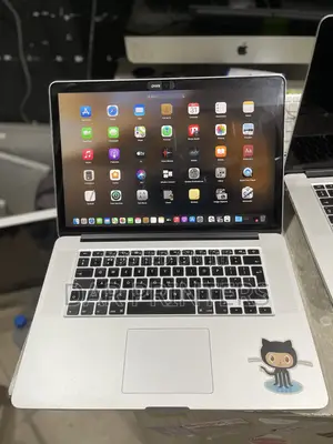Laptop Apple MacBook Pro 2015 16GB Intel Core I7 SSD 256GB