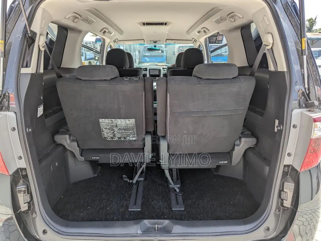 Toyota Alphard 2010 Black