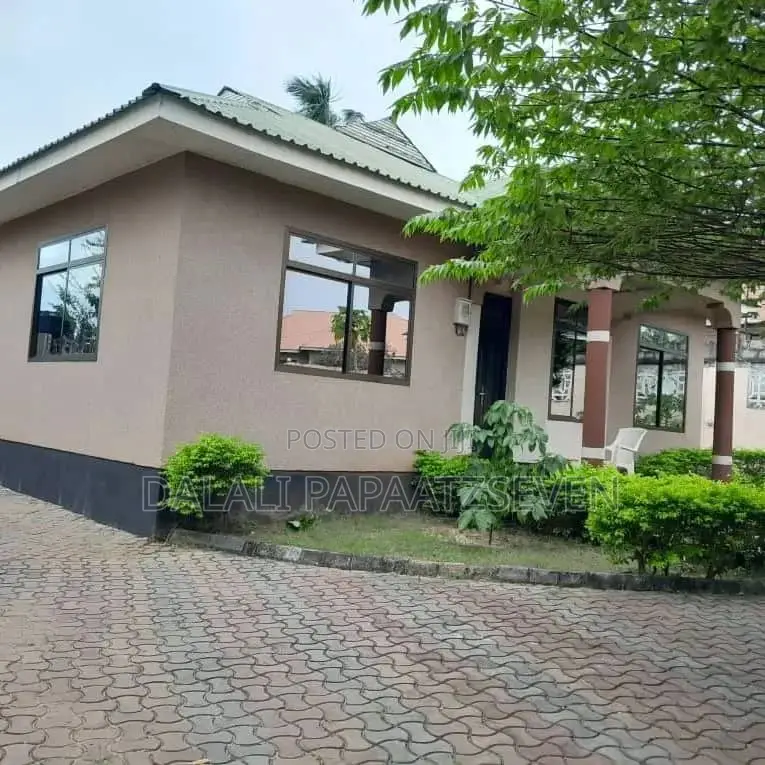 3bdrm House in Dalalipapaatzseven, Bunju for rent