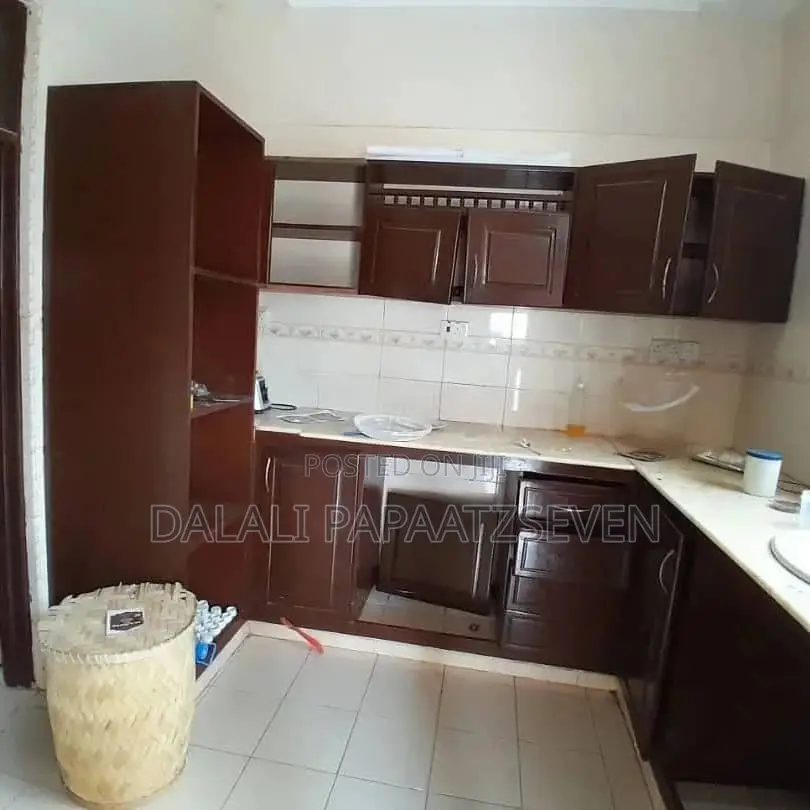 3bdrm House in Dalalipapaatzseven, Bunju for rent