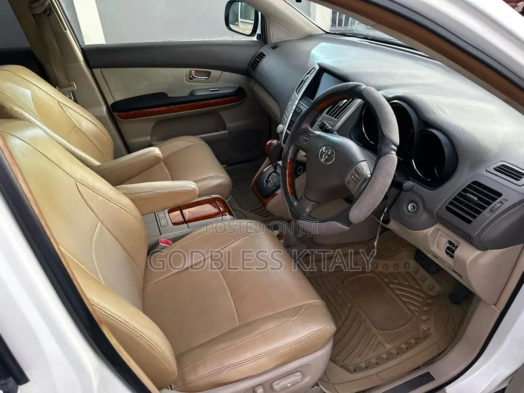 Toyota Harrier 2006 White