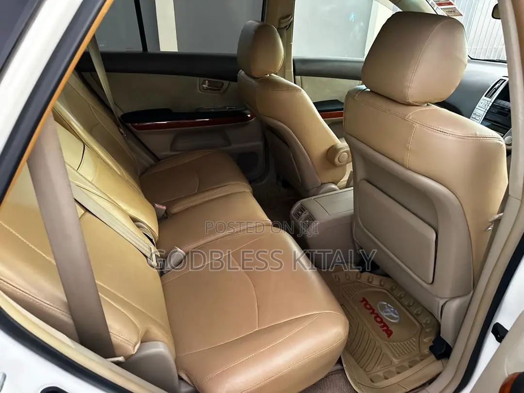 Toyota Harrier 2006 White