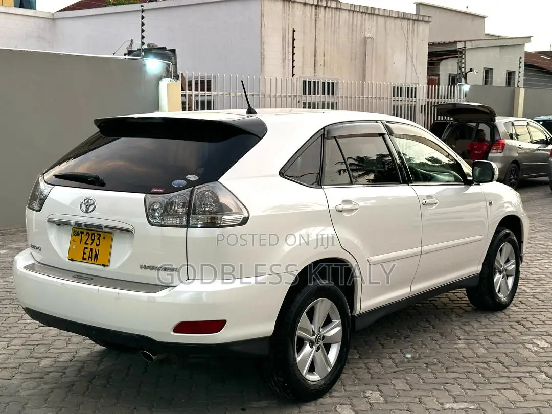Toyota Harrier 2006 White