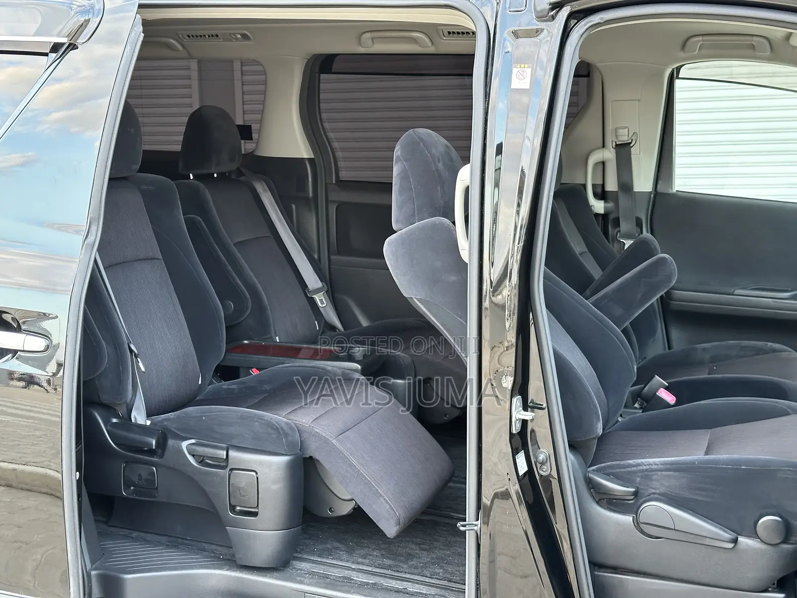 Toyota Vellfire 2008 Black