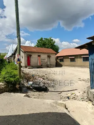 3bdrm Mansion in Mombasa Ukonga, Kinondoni for sale