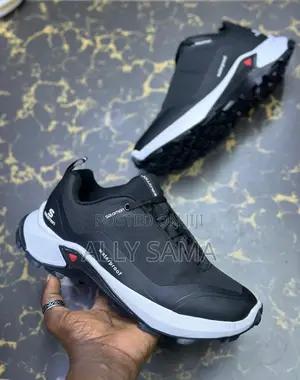 Mans Sneakers Black Salomon Waterproof