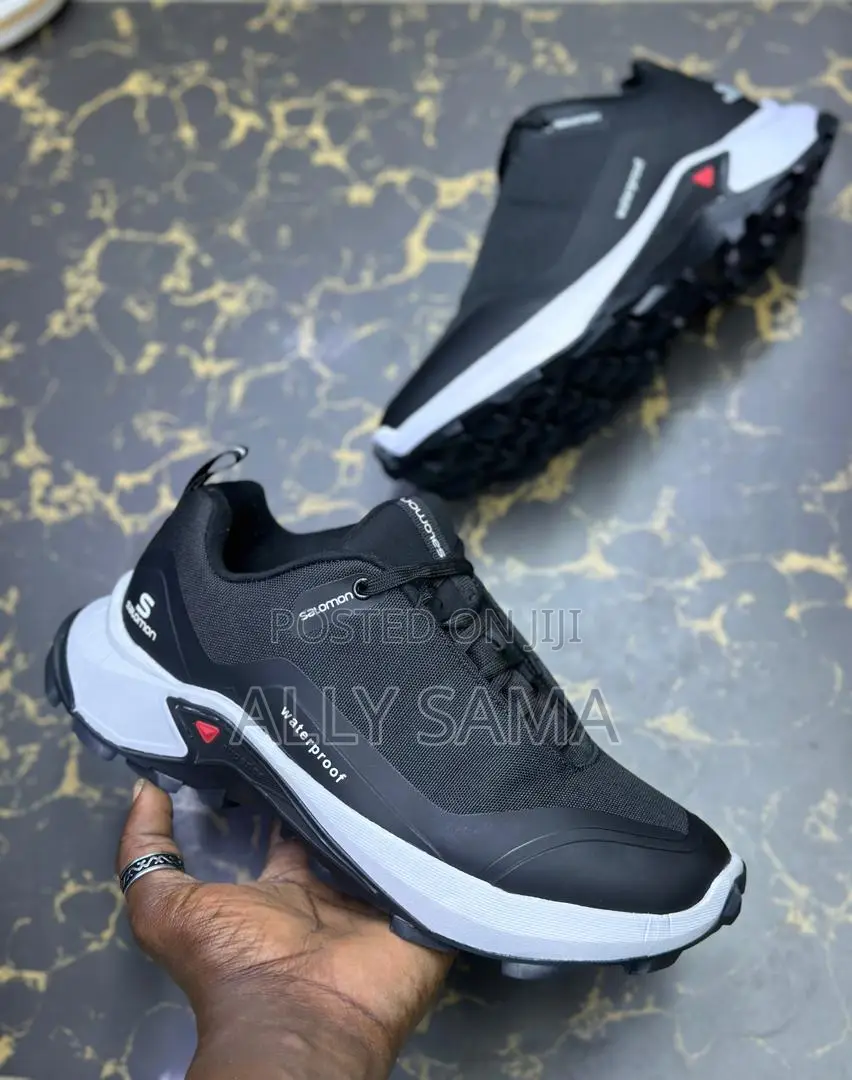 Mans Sneakers Black Salomon Waterproof