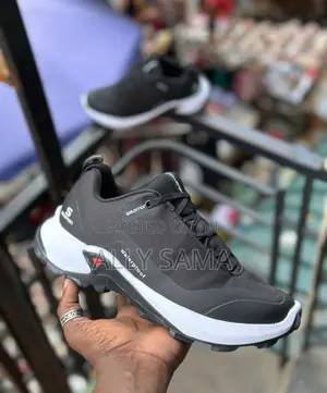 Mans Sneakers Black Salomon Waterproof