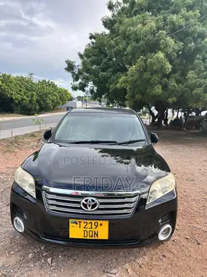Toyota Vanguard 2011 Black