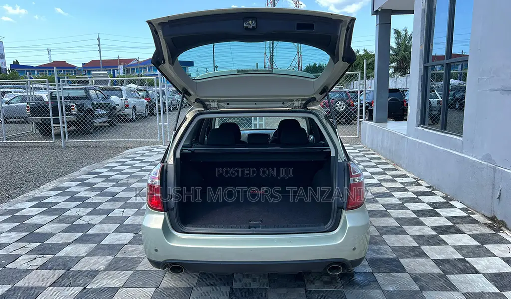 Subaru Outback 2008 Gold