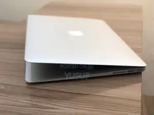 Laptop Apple MacBook Air 2017 8GB Intel Core I5 SSD 256GB