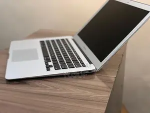 Laptop Apple MacBook Air 2017 8GB Intel Core I5 SSD 256GB