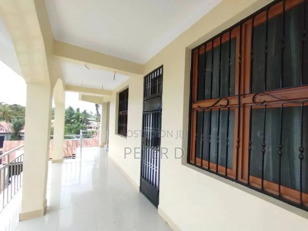2bdrm Shared Apartment in Kimara for rent