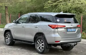 Toyota Fortuner 2017 Silver