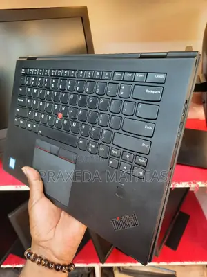 Laptop Lenovo Thinkpad X1 Yoga 8GB Intel Core I7 SSD 256GB