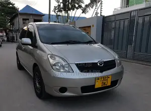 Toyota Corolla Spacio 2002 Silver