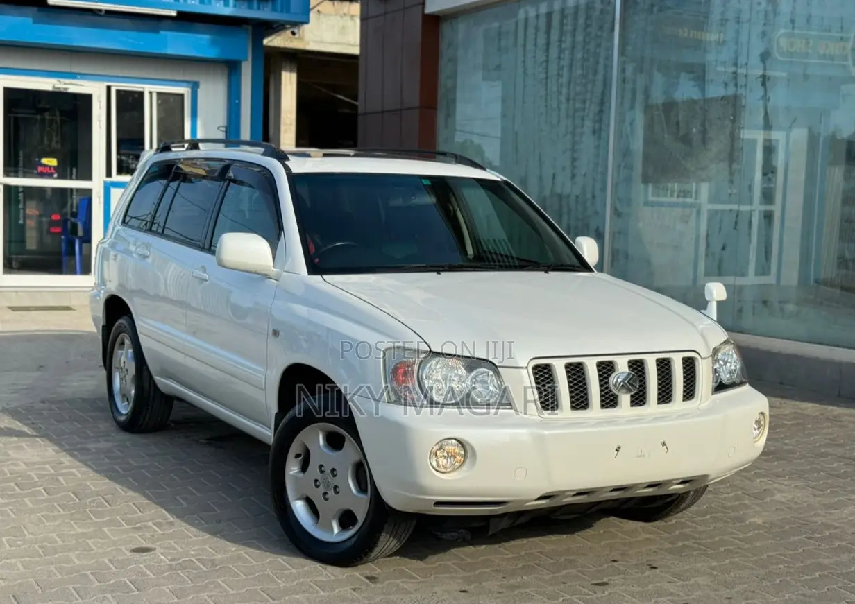 Toyota Kluger 2001 White