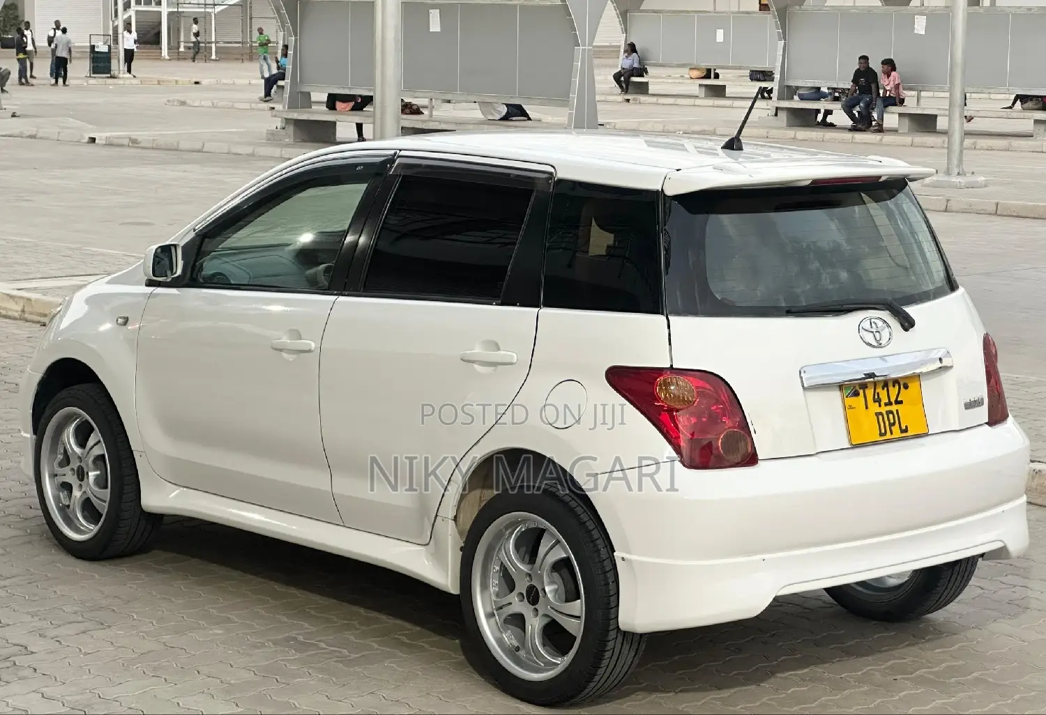 Toyota IST 2003 White