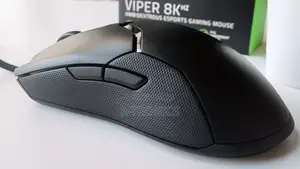 Raver Viper 8khz Gaming Mouse